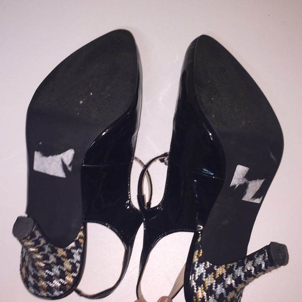 Heels - Picture 3 of 3